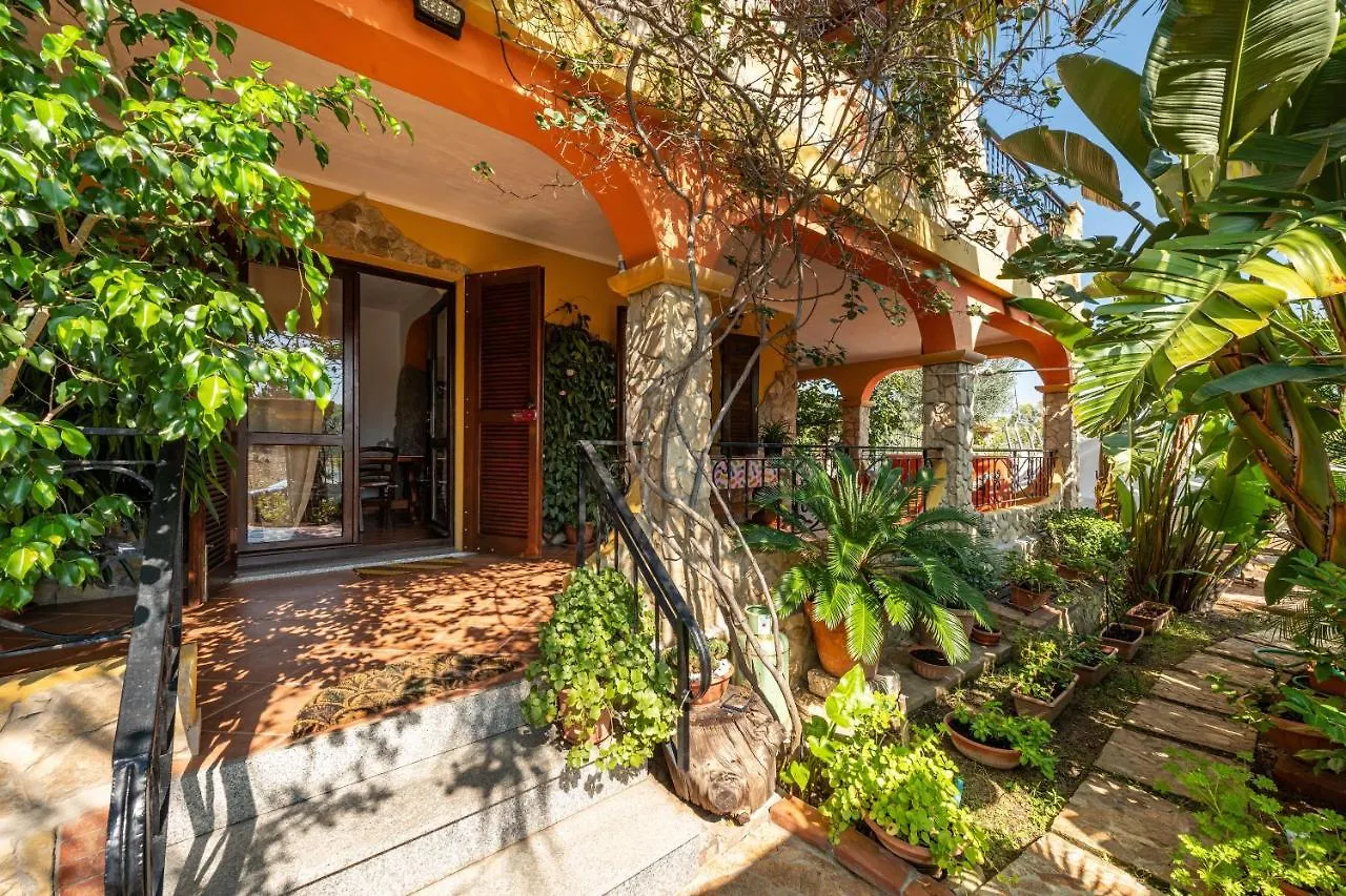 Lägenhet Villa Mallus 4 Posti Letto Olia Speciosa