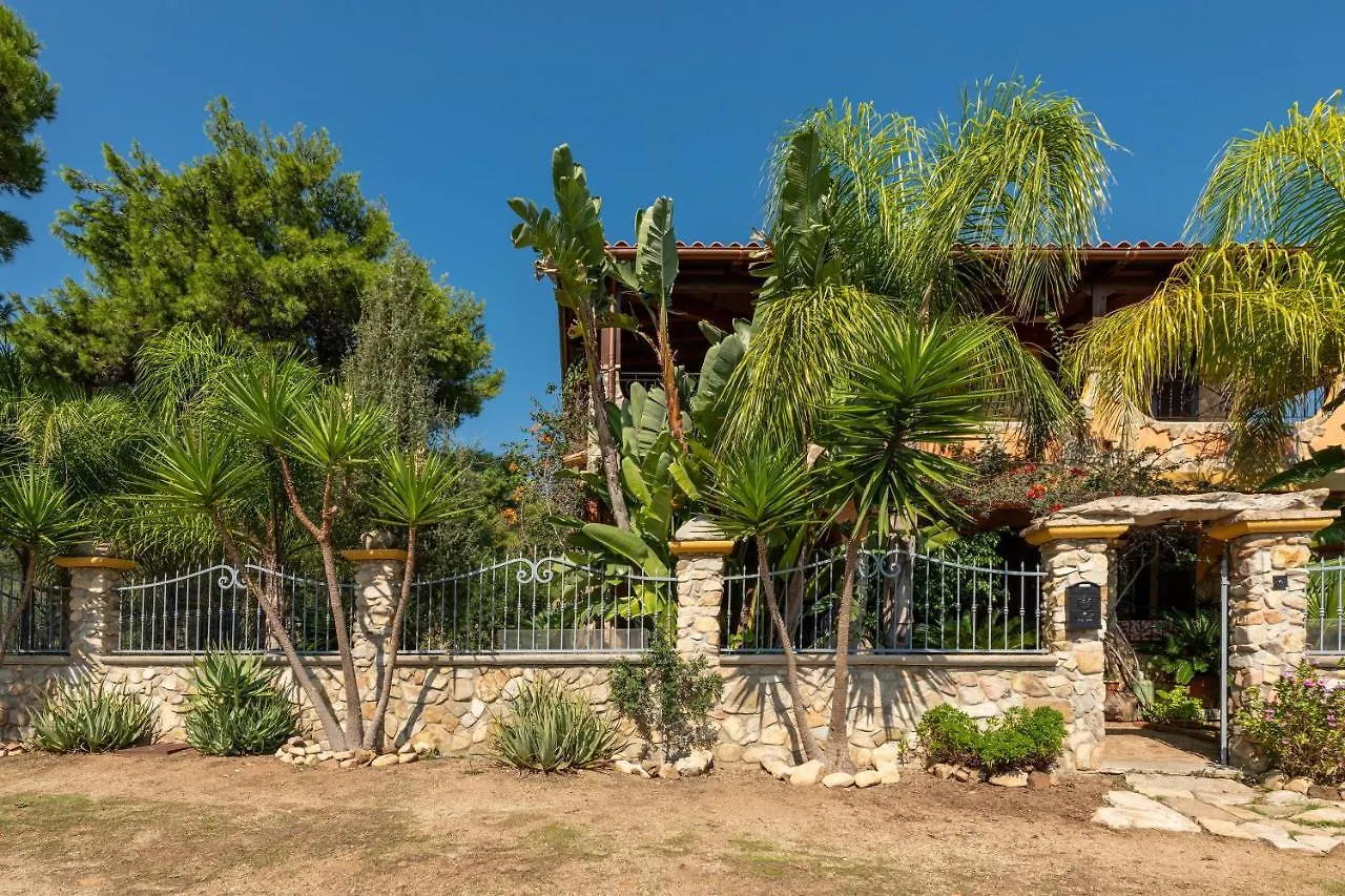 Villa Mallus 4 Posti Letto Olia Speciosa 0*,
