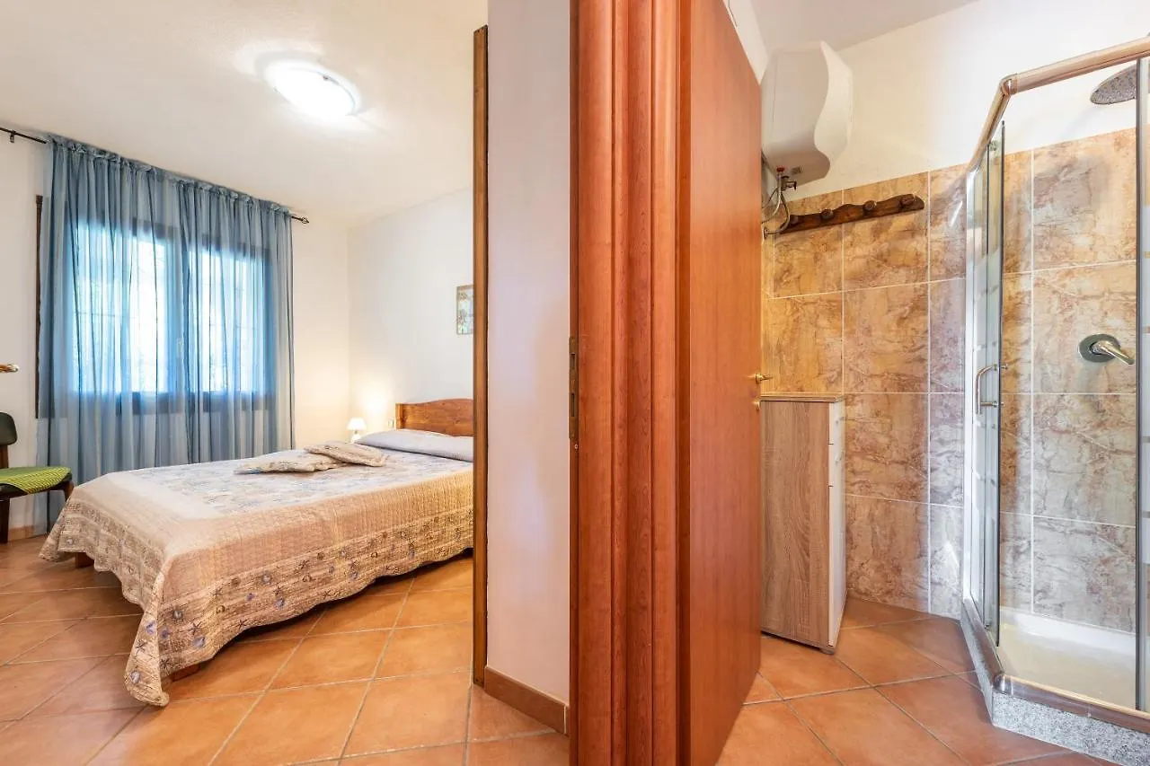 Villa Mallus 4 Posti Letto Olia Speciosa Apartmán